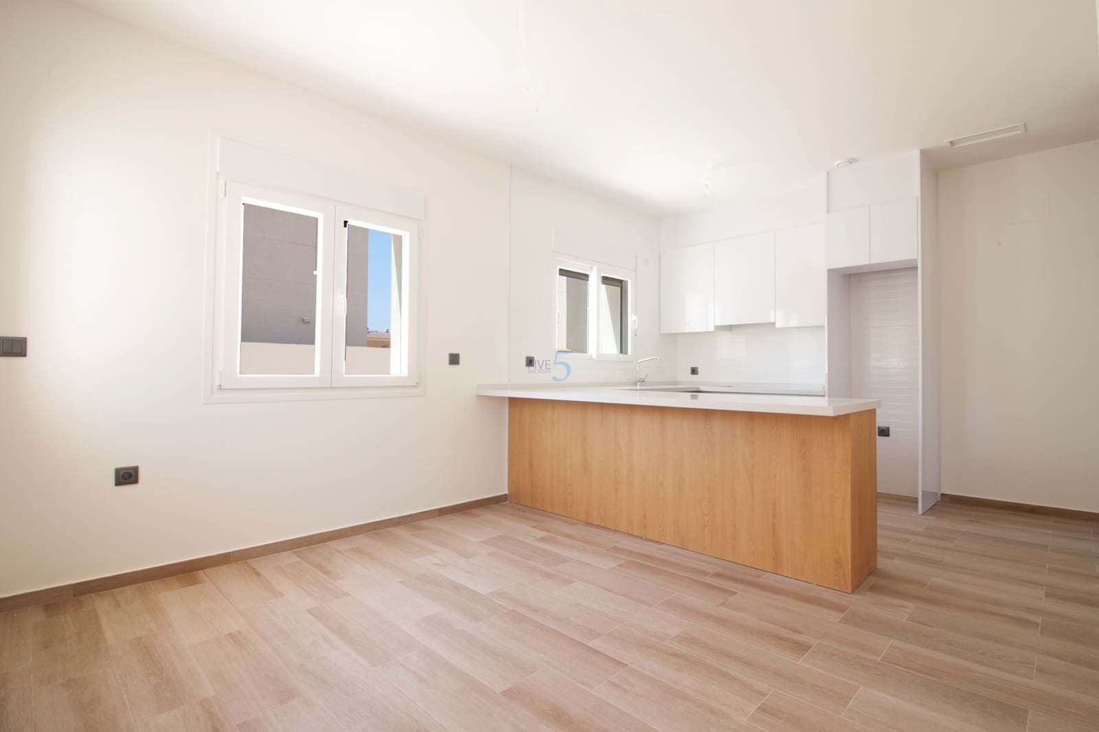 2 chambre Villa/Maison à vendre à Ciudad Quesada avec piscine garage - 295 000 € (Ref: 8553711)