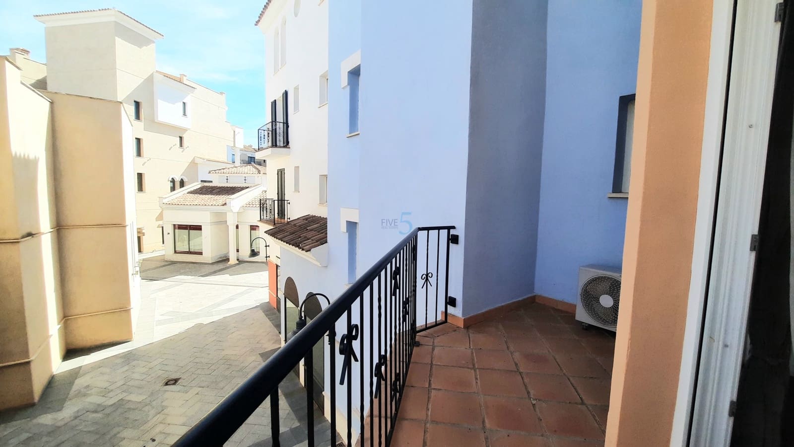 2 slaapkamer Appartement te koop in La Torre Golf Resort met zwembad garage - € 145.000 (Ref: 8562123)