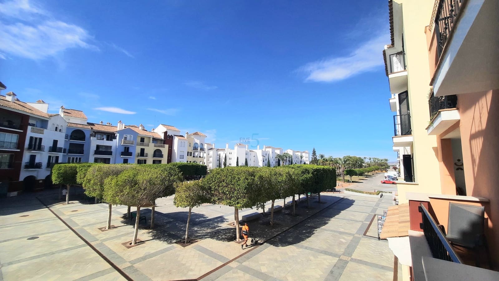 2 slaapkamer Appartement te koop in La Torre Golf Resort met zwembad garage - € 145.000 (Ref: 8562123)