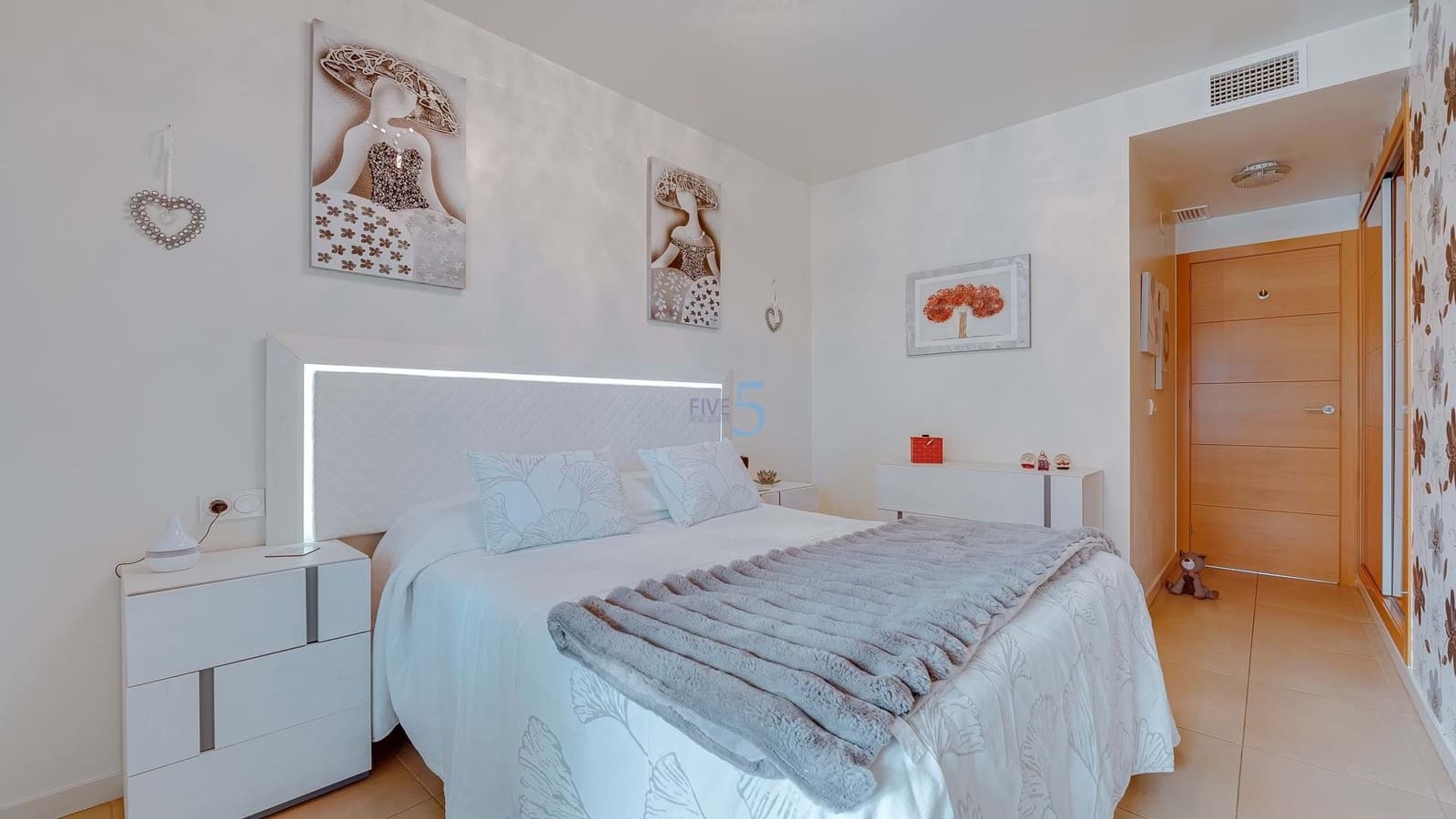 2 bedroom Apartment for sale in Torre de la Horadada with pool garage - € 325,000 (Ref: 8567365)