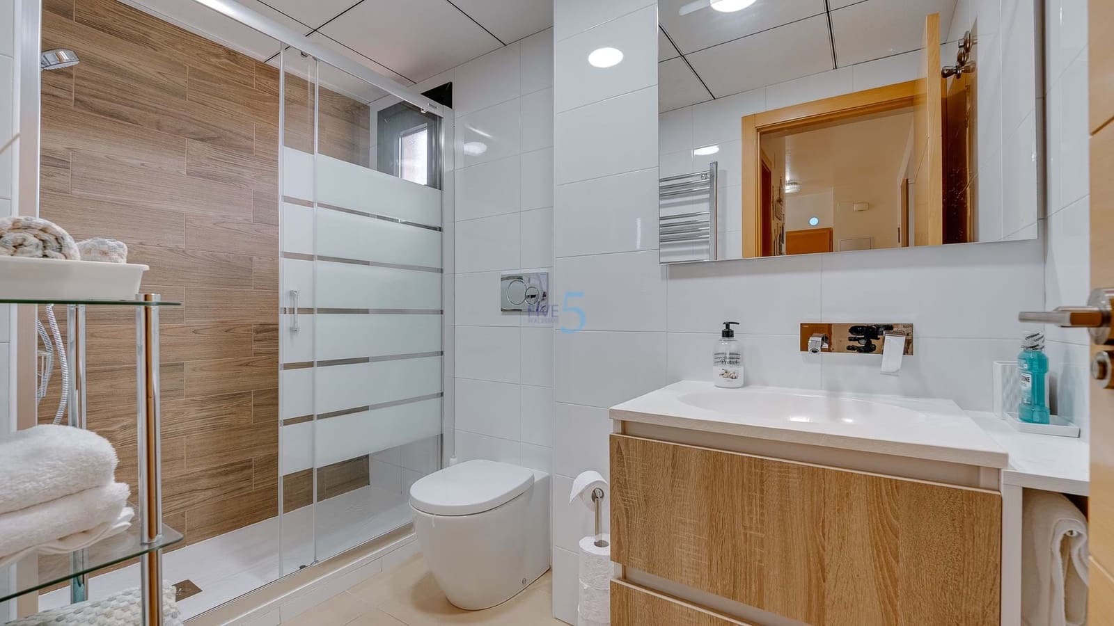 2 bedroom Apartment for sale in Torre de la Horadada with pool garage - € 325,000 (Ref: 8567365)