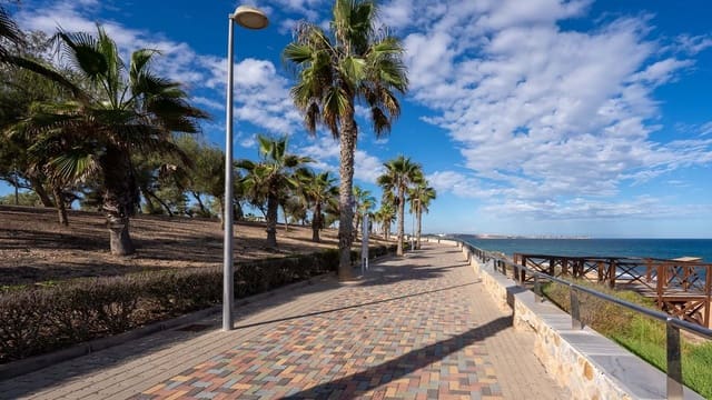 2 bedroom Apartment for sale in Torre de la Horadada, Pilar de la Horadada with pool garage - € 325,000 (Ref: 8567365)