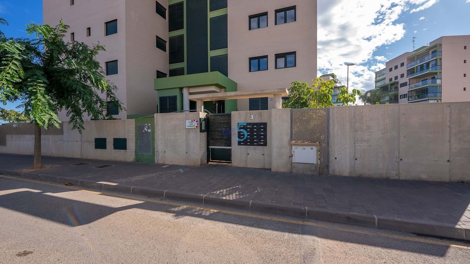 2 bedroom Apartment for sale in Torre de la Horadada with pool garage - € 325,000 (Ref: 8567365)