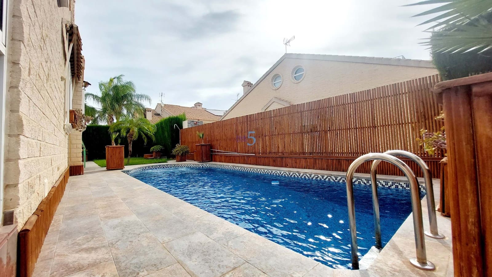 4 soveværelse Semi-Rækkehus til salg i San Javier med swimmingpool garage - € 382.200 (Ref: 8576967)
