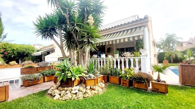 Pareado de 4 habitaciones en San Javier en venta con piscina garaje - 382.200 € (Ref: 8576967)