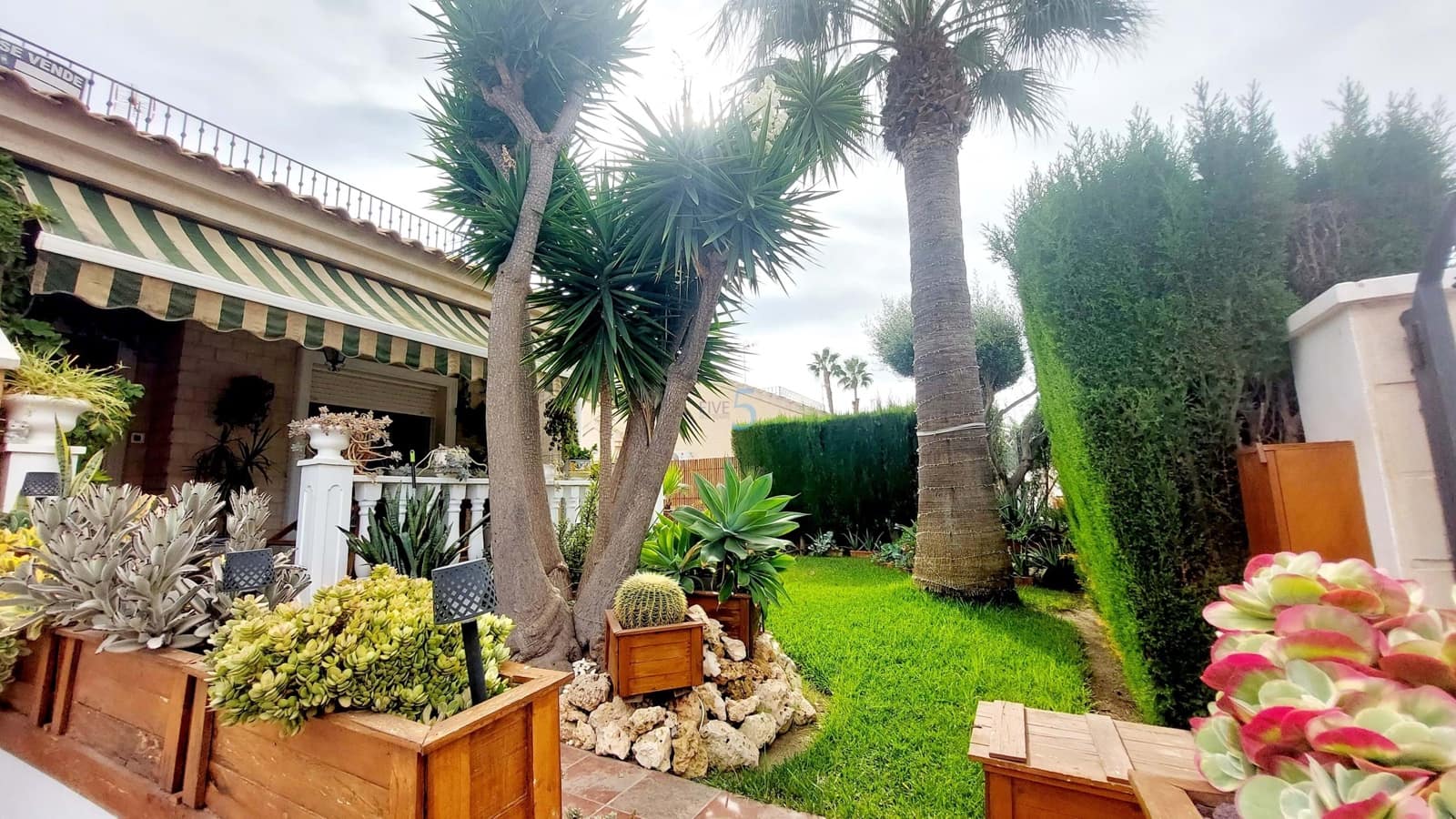 4 soveværelse Semi-Rækkehus til salg i San Javier med swimmingpool garage - € 382.200 (Ref: 8576967)