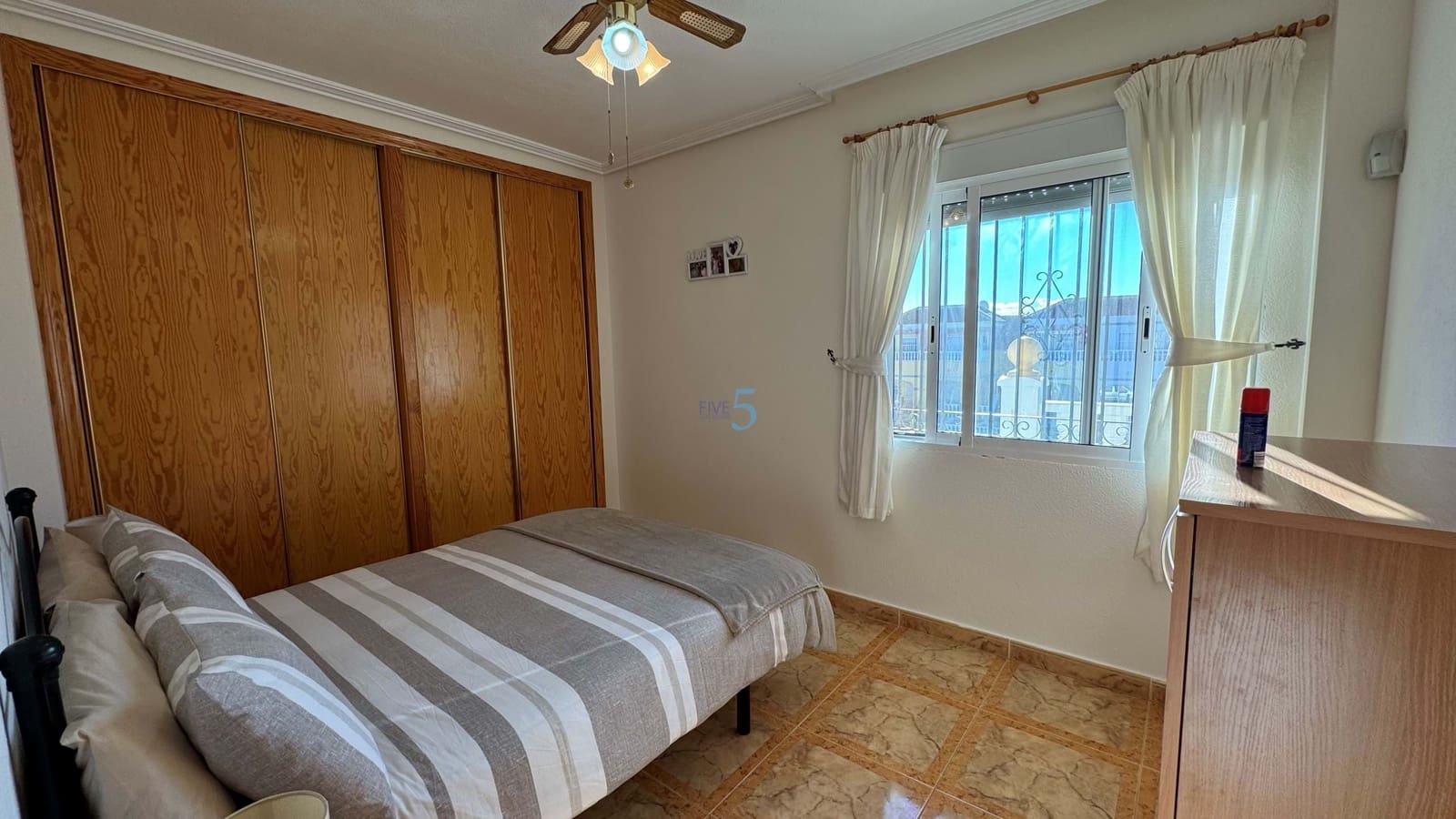 2 soverom Leilighet til salgs i La Regia med svømmebasseng garasje - € 139 000 (Ref: 8585878)