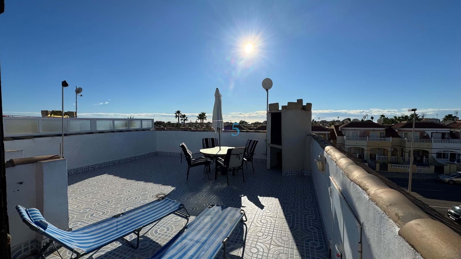 2 soverom Leilighet til salgs i La Regia med svømmebasseng garasje - € 139 000 (Ref: 8585878)