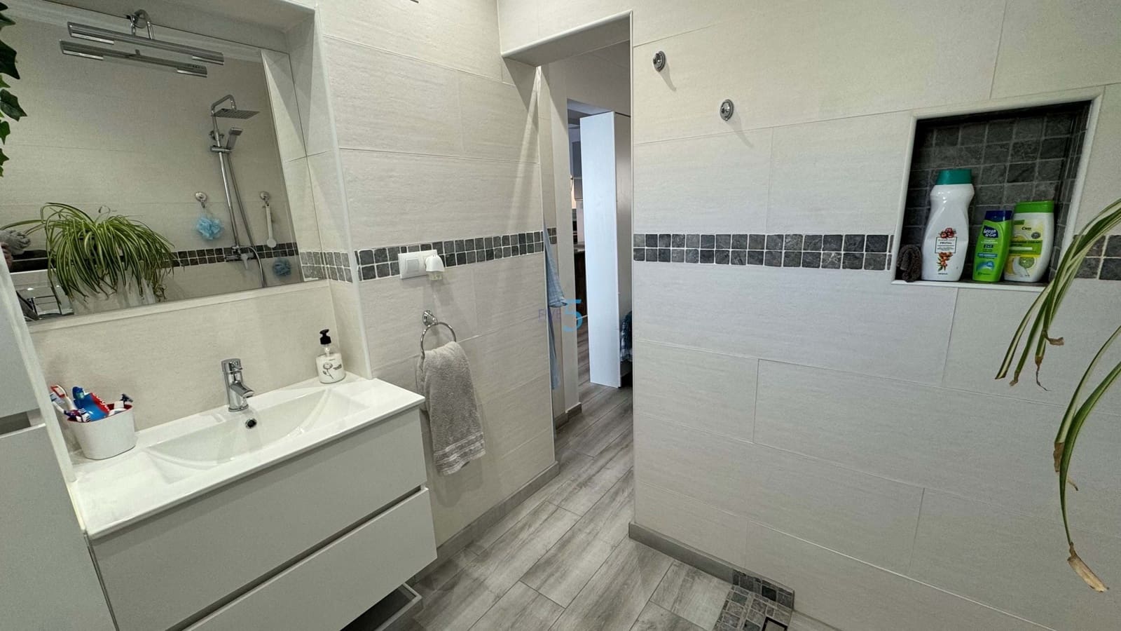 1 bedroom Apartment for sale in Villamartin - € 99,000 (Ref: 8589847)