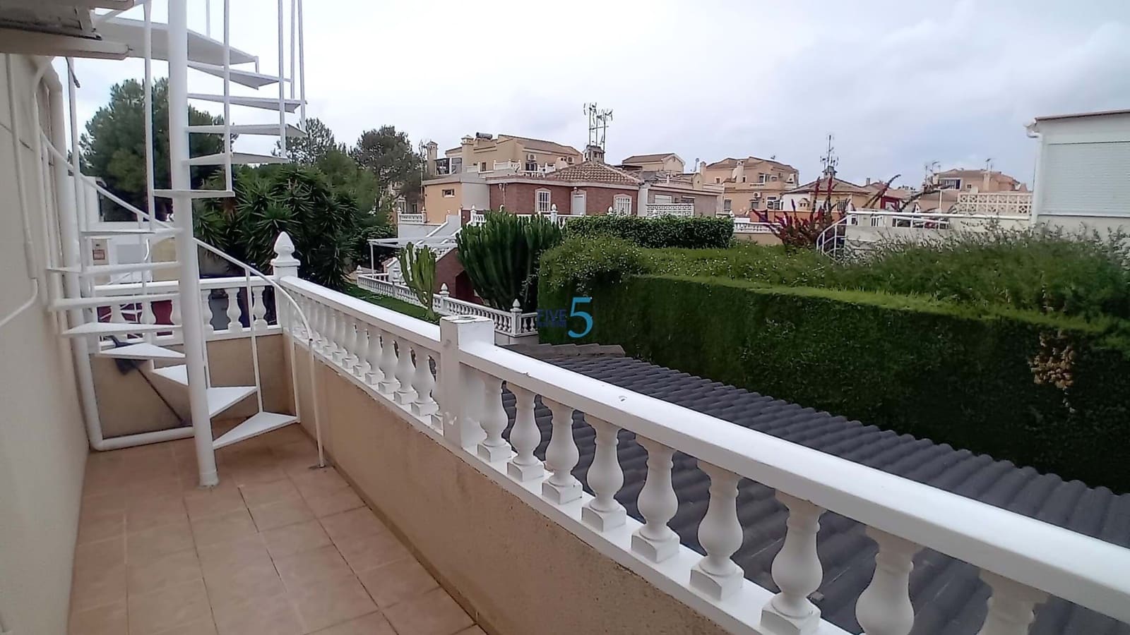 3 sovrum Hus till salu i Orihuela Costa med pool - 255 000 € (Ref: 8604275)