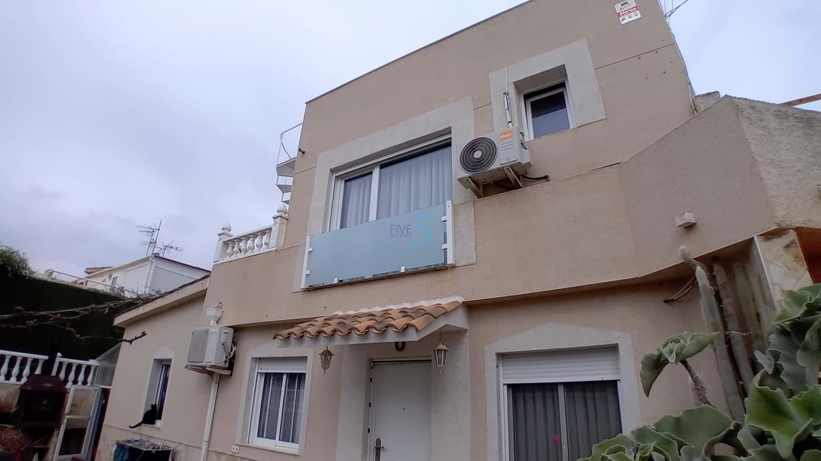 3 sovrum Hus till salu i Orihuela Costa med pool - 255 000 € (Ref: 8604275)