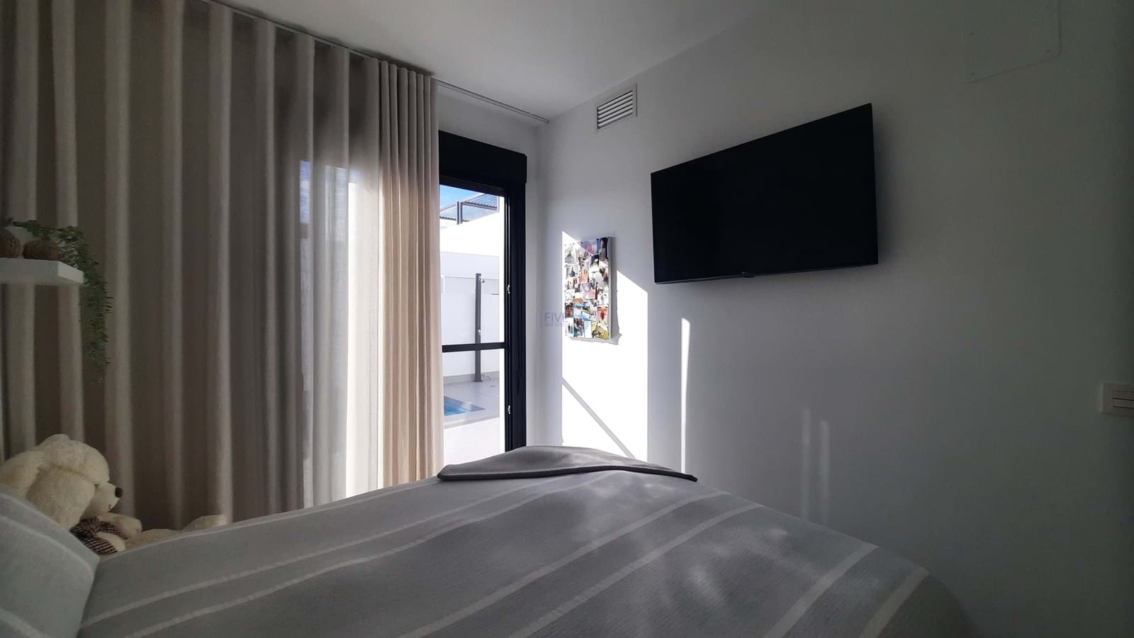 3 soveværelse Semi-Rækkehus til salg i Roldan med swimmingpool garage - € 319.950 (Ref: 8607737)