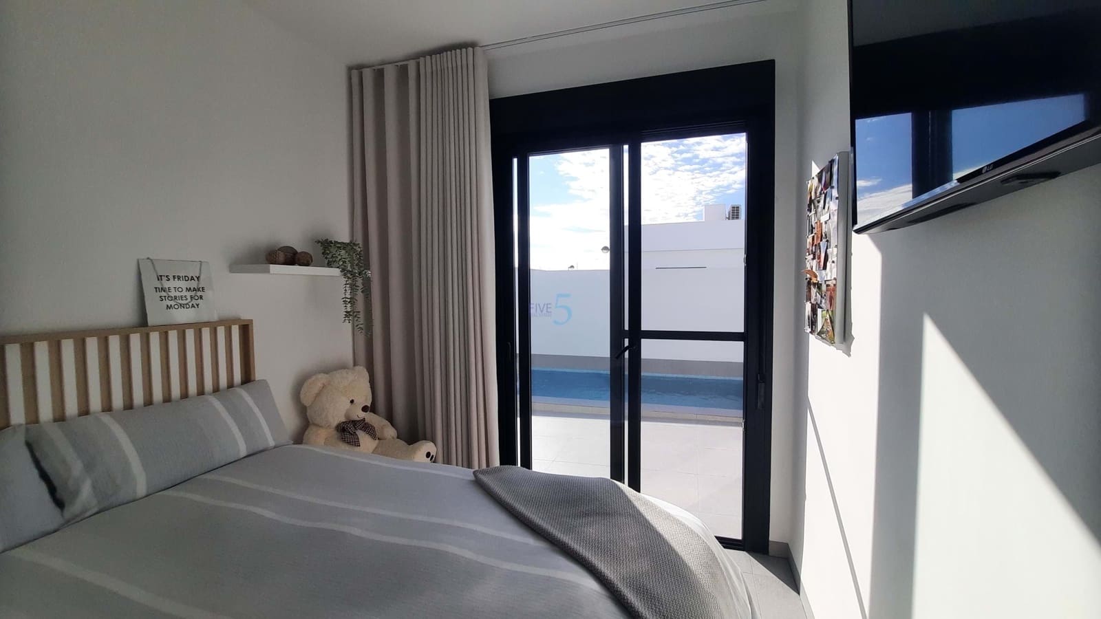 3 soveværelse Semi-Rækkehus til salg i Roldan med swimmingpool garage - € 319.950 (Ref: 8607737)