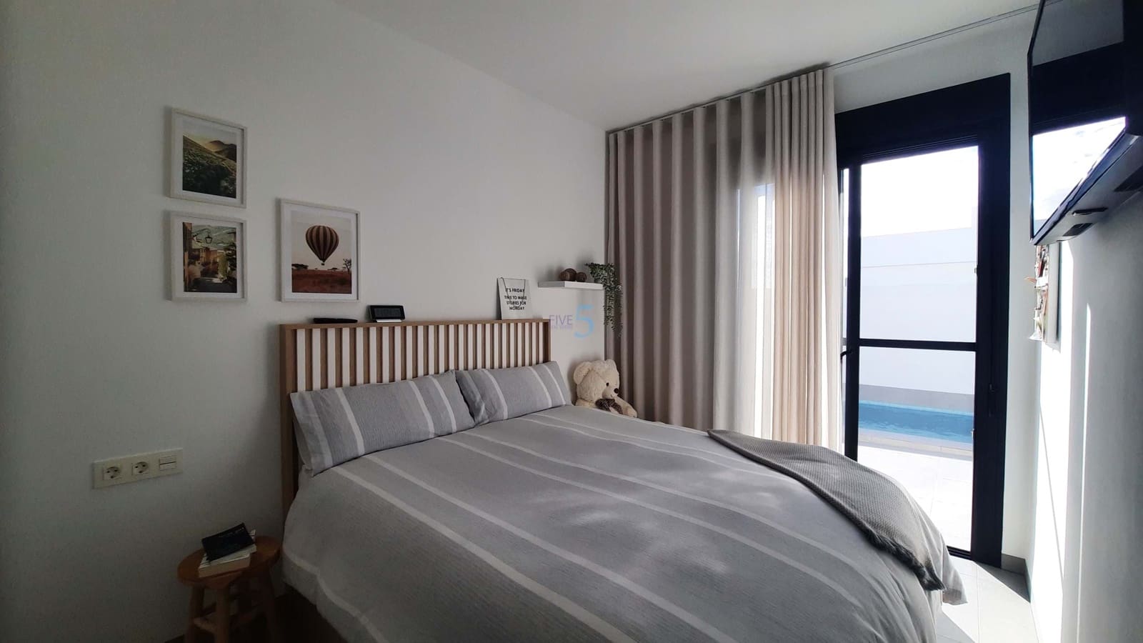 3 soveværelse Semi-Rækkehus til salg i Roldan med swimmingpool garage - € 319.950 (Ref: 8607737)