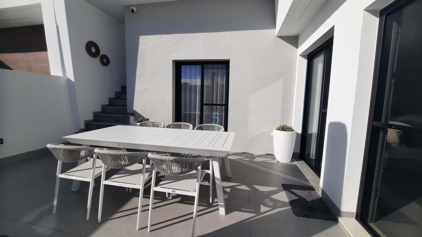 3 soveværelse Semi-Rækkehus til salg i Roldan med swimmingpool garage - € 319.950 (Ref: 8607737)