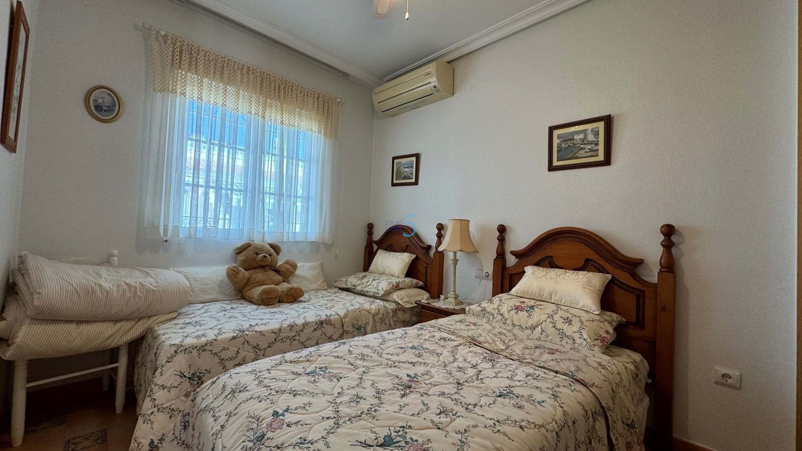 3 makuuhuone Huvila myytävänä paikassa Los Dolses mukana uima-altaan 
autotalli - 324 995 € (Ref: 8613562)