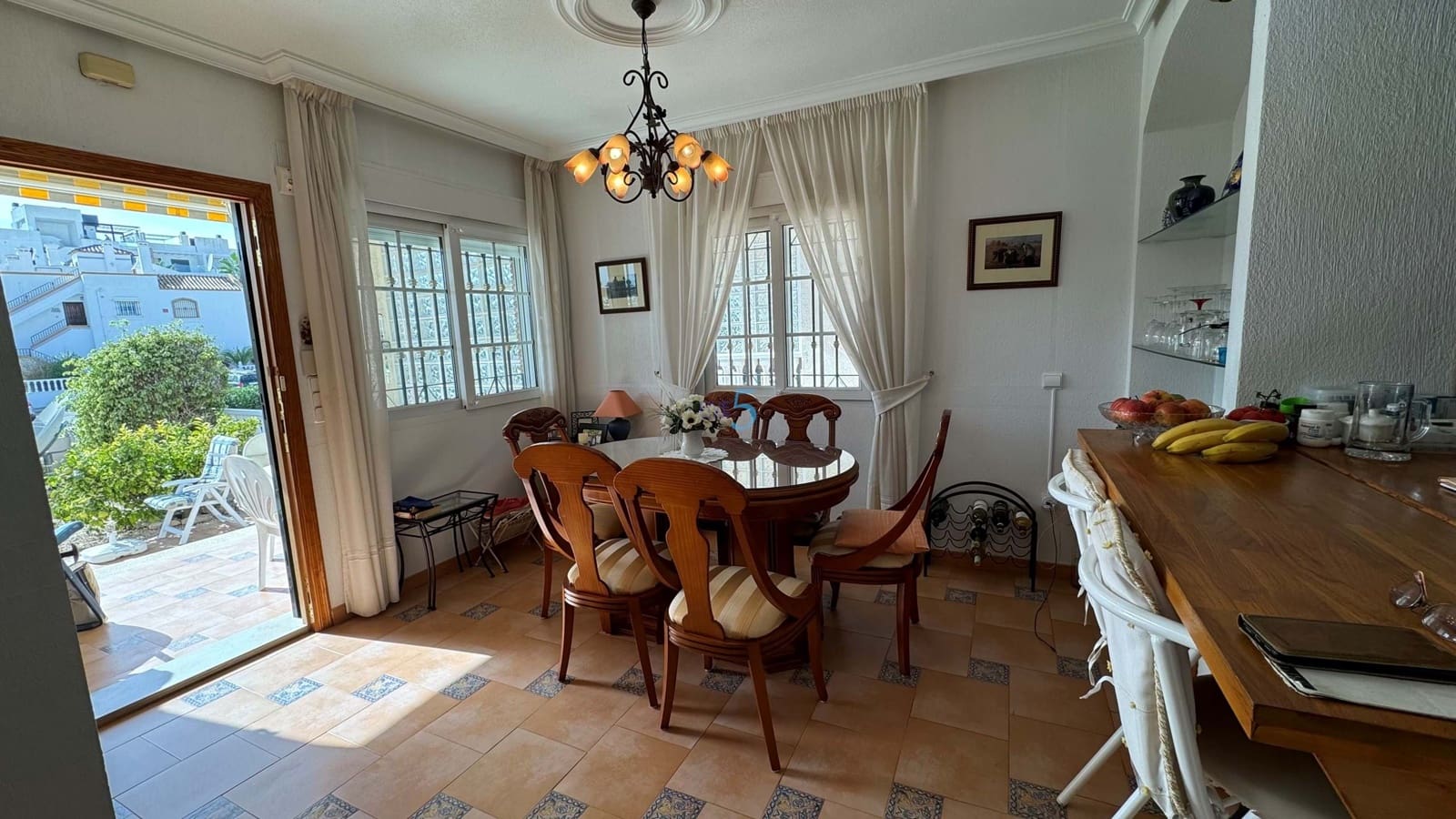 3 makuuhuone Huvila myytävänä paikassa Los Dolses mukana uima-altaan 
autotalli - 324 995 € (Ref: 8613562)