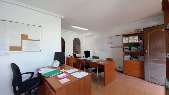 3 bedroom Townhouse for sale in Vistabella, Orihuela with pool garage - € 170,000 (Ref: 8614176)