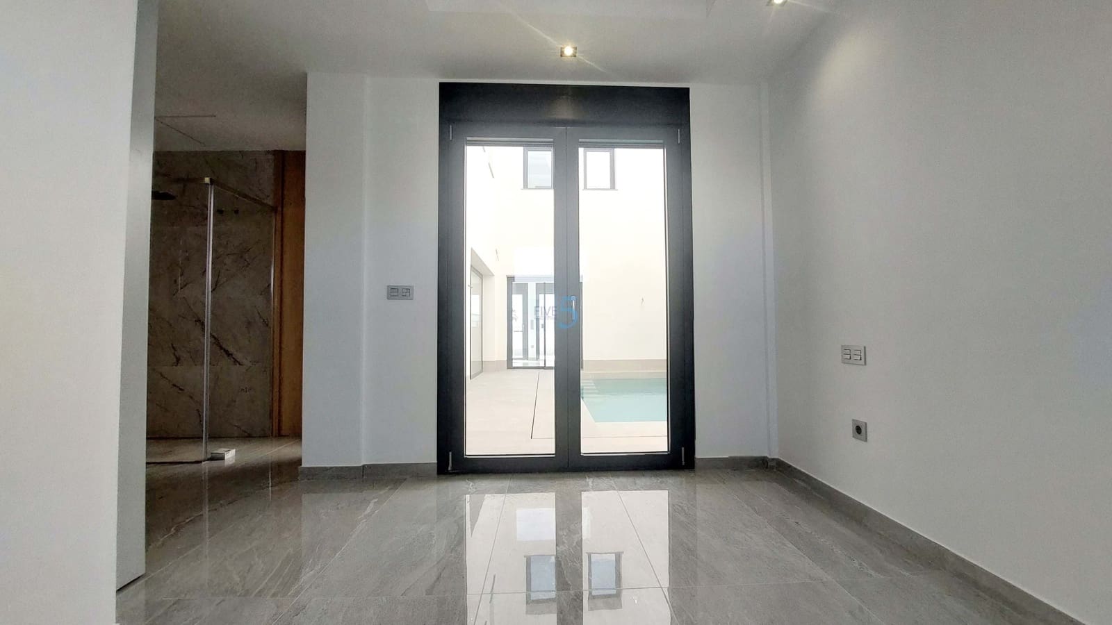 3 makuuhuone Huvila myytävänä paikassa Lo Pagan mukana uima-altaan 
autotalli - 425 000 € (Ref: 8644052)