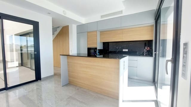 3 makuuhuone Huvila myytävänä paikassa Lo Pagan, San Pedro del Pinatar mukana uima-altaan 
autotalli - 425 000 € (Ref: 8644052)