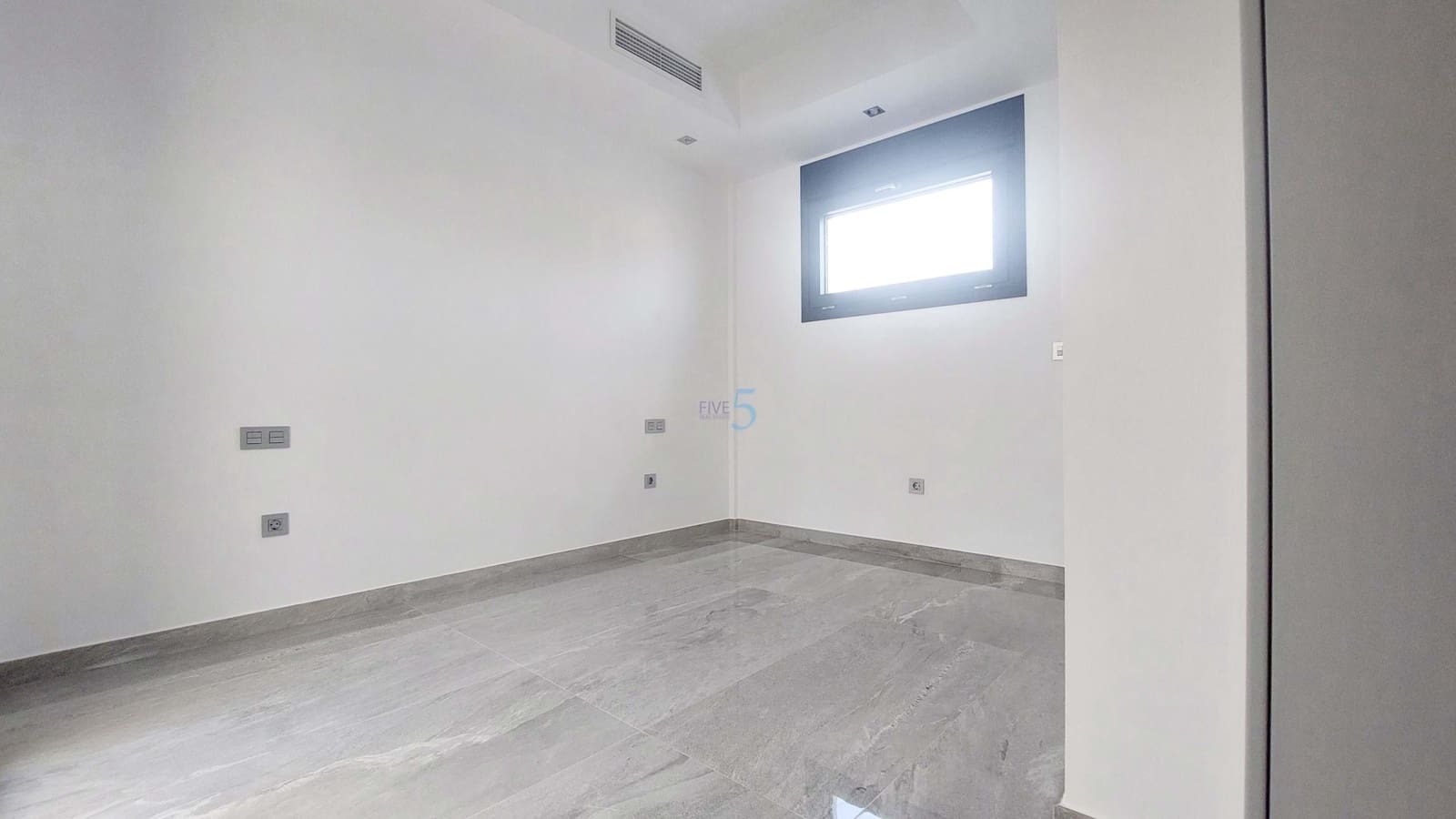 3 makuuhuone Huvila myytävänä paikassa Lo Pagan mukana uima-altaan 
autotalli - 425 000 € (Ref: 8644052)