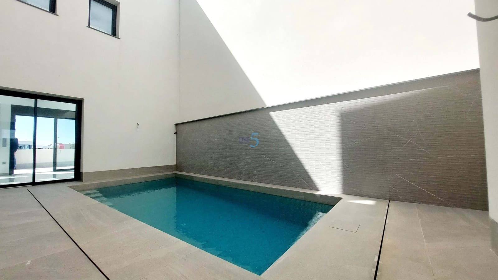 3 makuuhuone Huvila myytävänä paikassa Lo Pagan mukana uima-altaan 
autotalli - 425 000 € (Ref: 8644052)