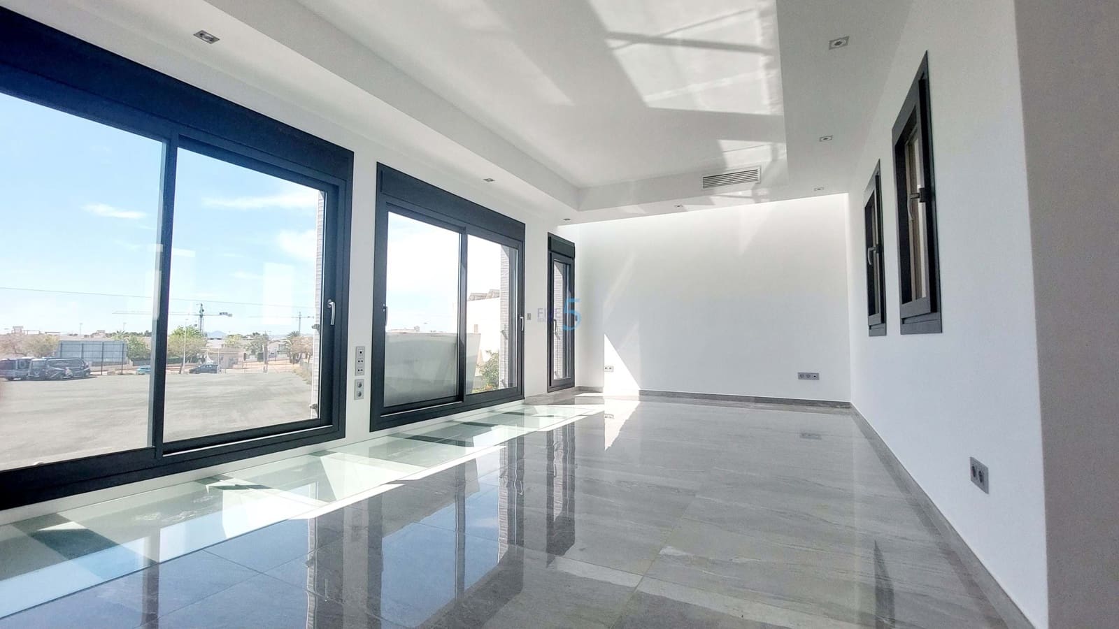 3 makuuhuone Huvila myytävänä paikassa Lo Pagan mukana uima-altaan 
autotalli - 425 000 € (Ref: 8644052)