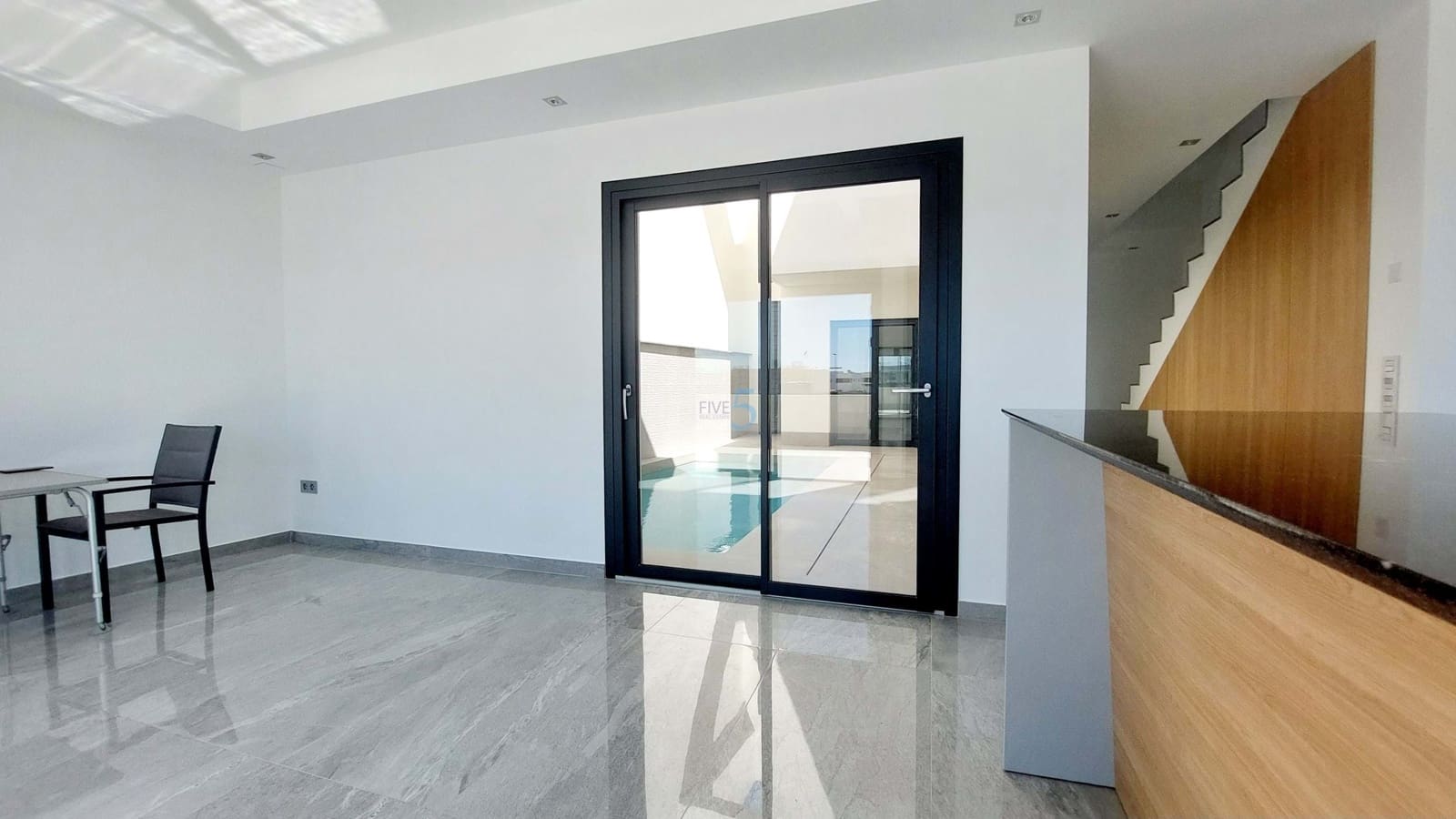 3 makuuhuone Huvila myytävänä paikassa Lo Pagan mukana uima-altaan 
autotalli - 425 000 € (Ref: 8644052)