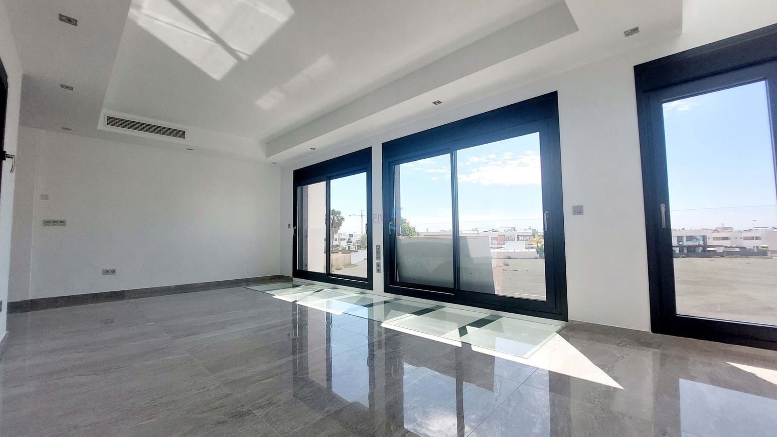 3 makuuhuone Huvila myytävänä paikassa Lo Pagan mukana uima-altaan 
autotalli - 425 000 € (Ref: 8644052)