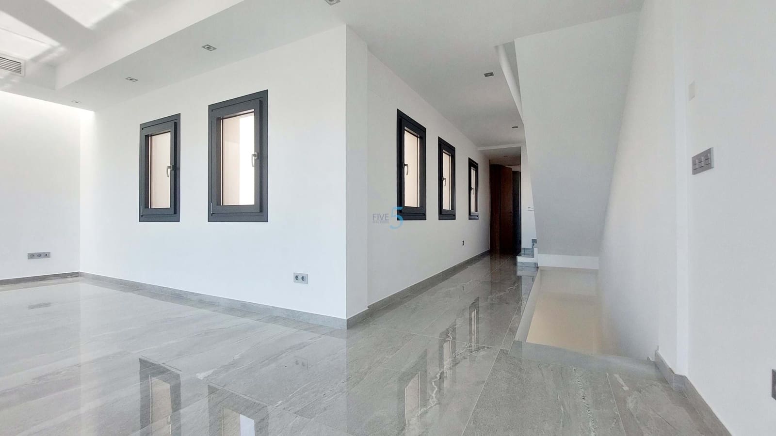 3 makuuhuone Huvila myytävänä paikassa Lo Pagan mukana uima-altaan 
autotalli - 425 000 € (Ref: 8644052)