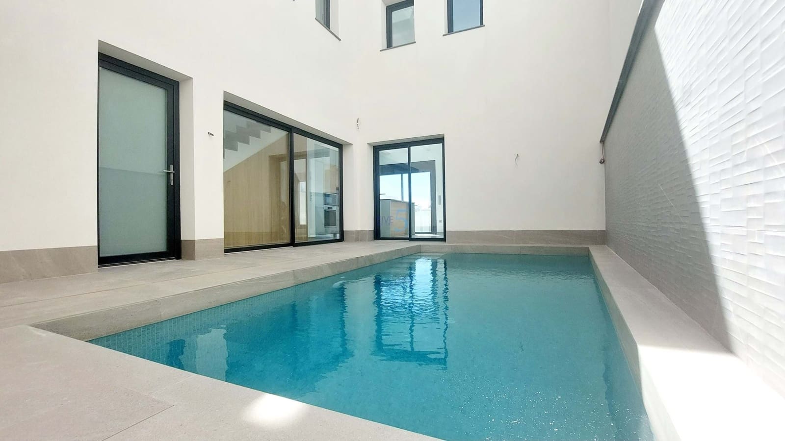 3 makuuhuone Huvila myytävänä paikassa Lo Pagan mukana uima-altaan 
autotalli - 425 000 € (Ref: 8644052)