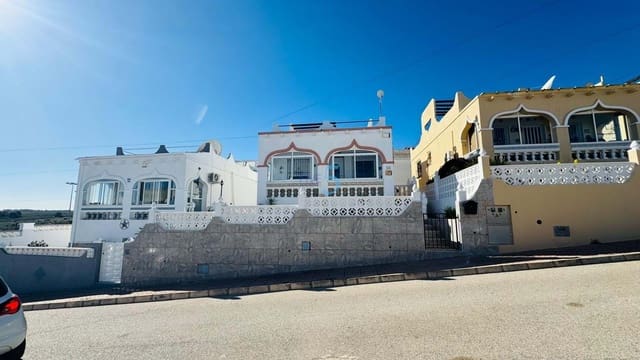 2 slaapkamer Villa te koop in San Miguel de Salinas - € 149.000 (Ref: 8644150)