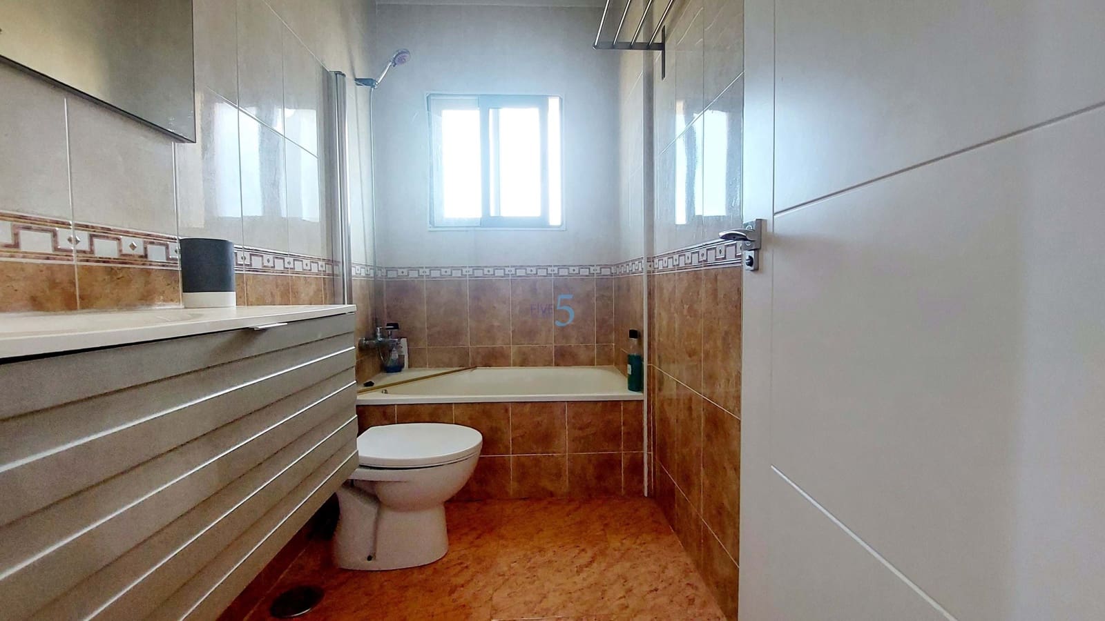 4 soverom Kjedet enebolig til salgs i Los Urrutias med garasje - € 229 000 (Ref: 8657913)