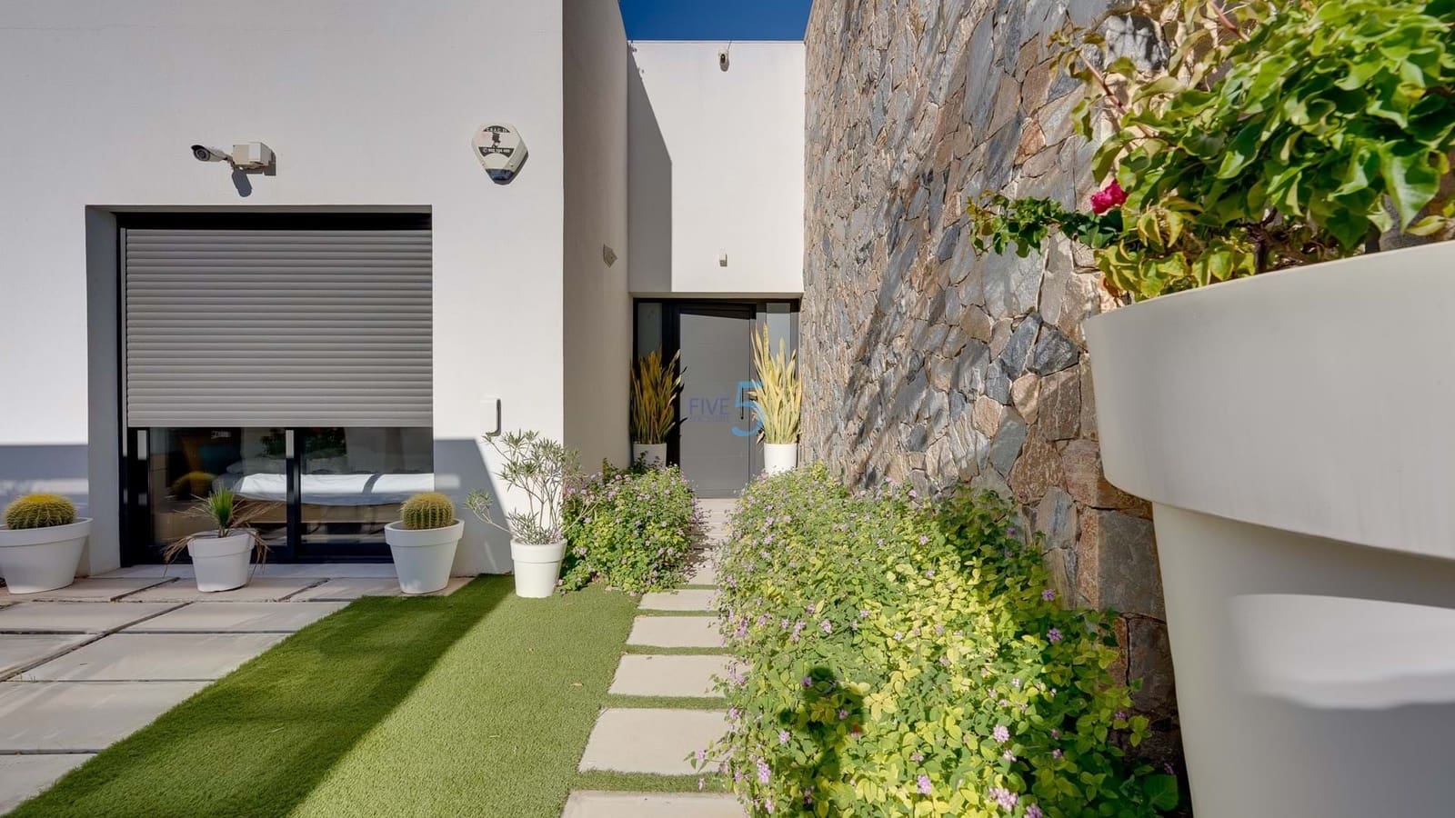 3 bedroom Villa for sale in San Pedro del Pinatar with pool - € 525,000 (Ref: 8661902)