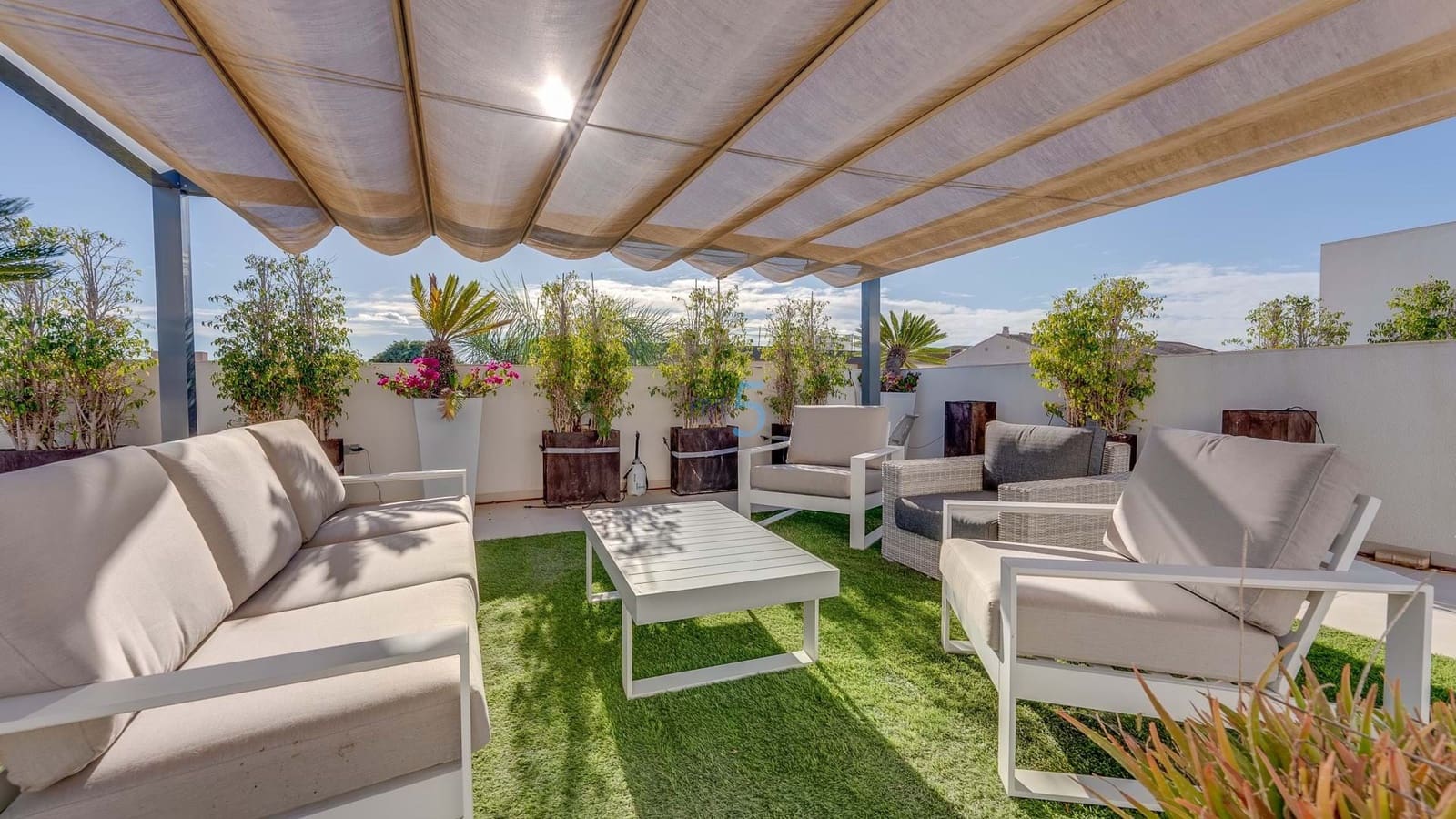 3 bedroom Villa for sale in San Pedro del Pinatar with pool - € 525,000 (Ref: 8661902)