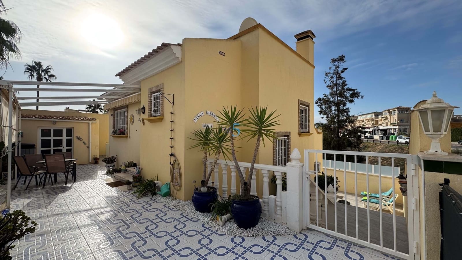 3 chambre Villa/Maison à vendre à Playa Flamenca avec piscine - 372 000 € (Ref: 8666704)