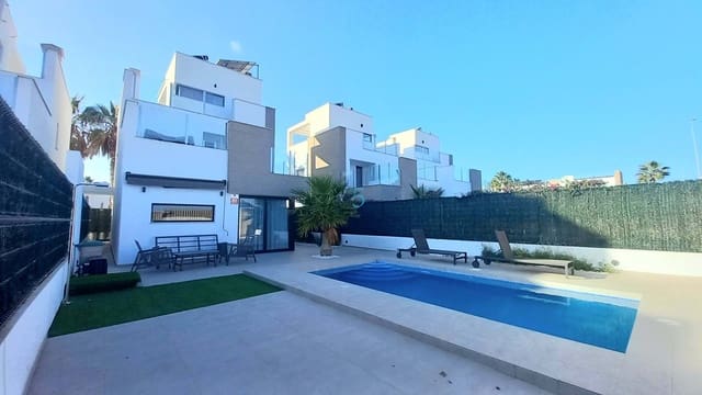3 soverom Villa til salgs i El Raso, Guardamar del Segura med svømmebasseng garasje - € 450 000 (Ref: 8674864)