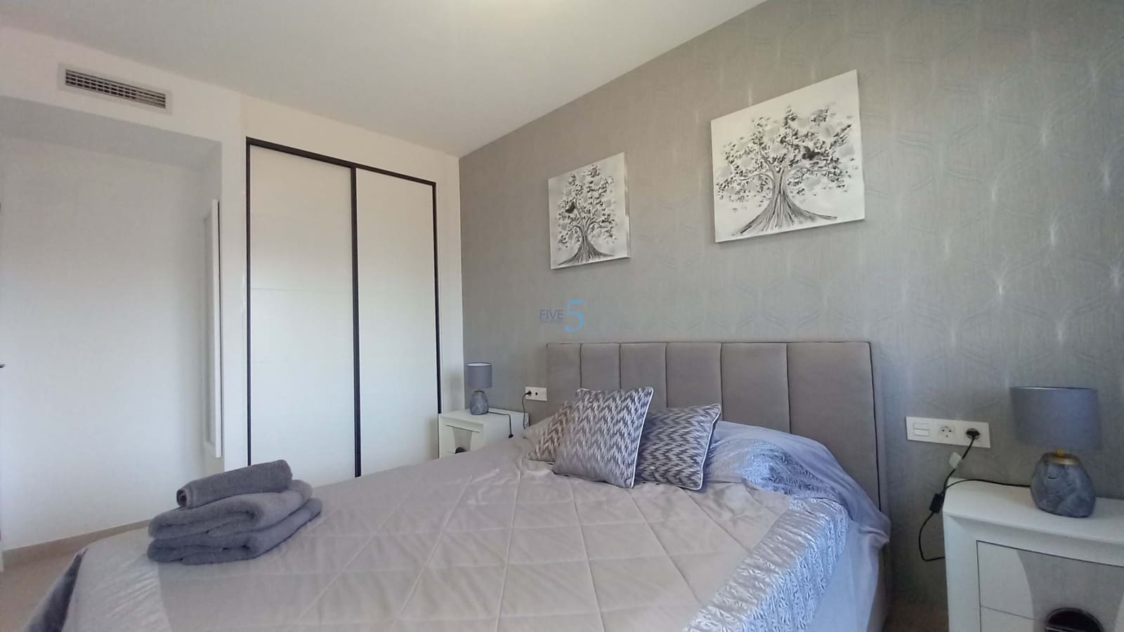 3 soverom Villa til salgs i El Raso med svømmebasseng garasje - € 450 000 (Ref: 8674864)