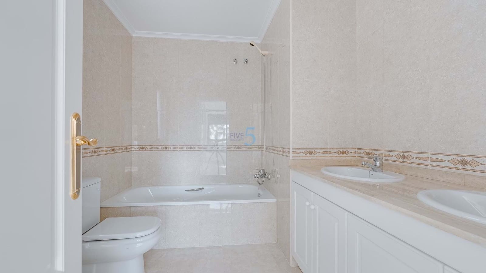 2 bedroom Apartment for sale in Campoamor with pool - € 219,400 (Ref: 8678613)