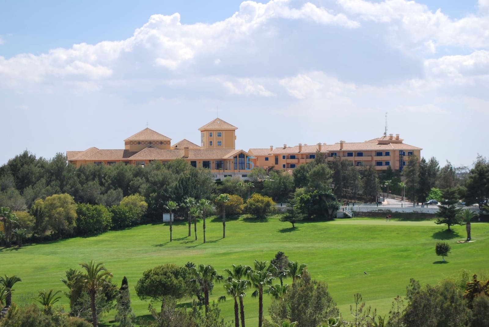 2 bedroom Apartment for sale in Campoamor with pool - € 219,400 (Ref: 8678613)
