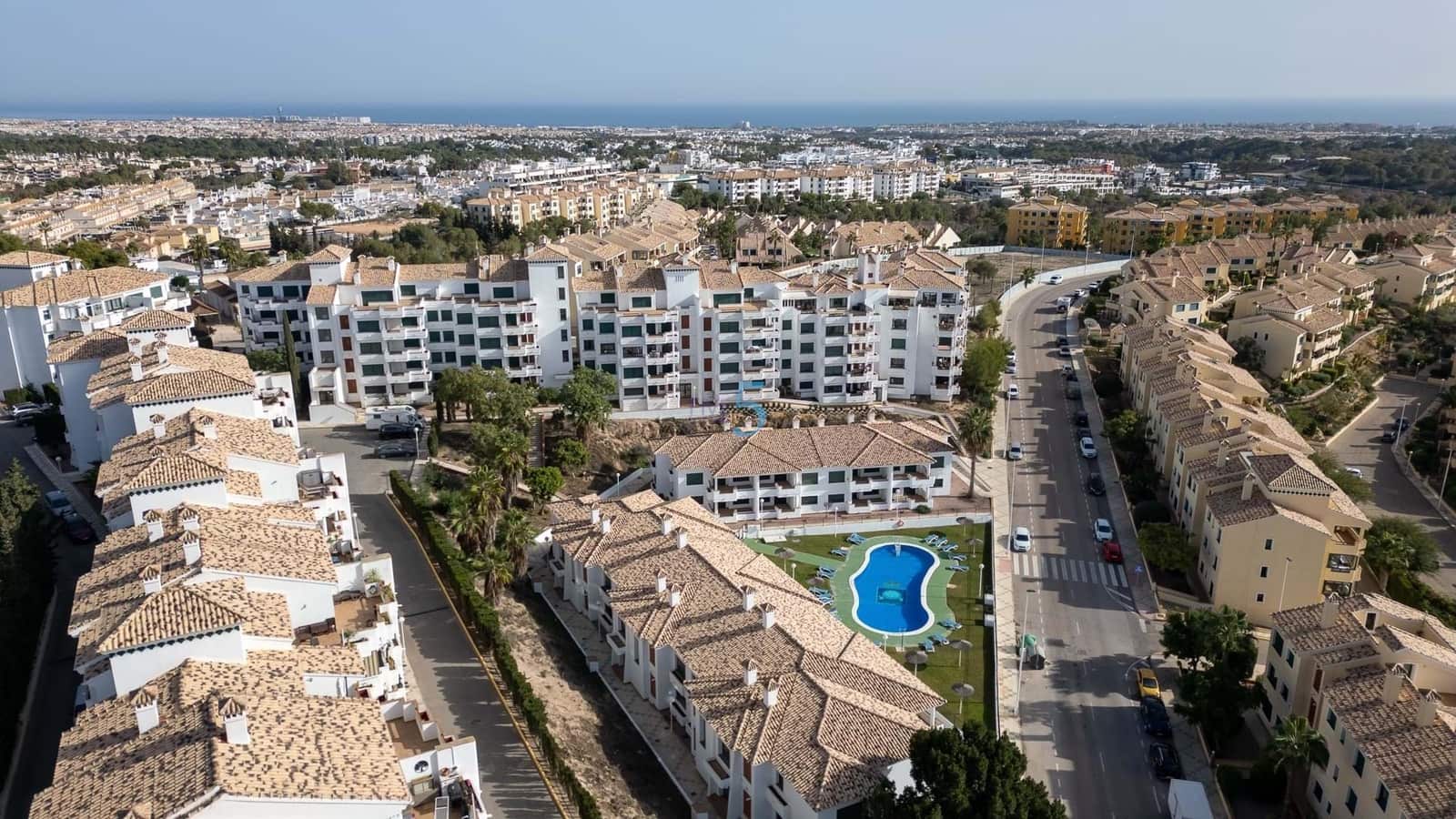 2 bedroom Apartment for sale in Campoamor with pool - € 219,400 (Ref: 8678613)