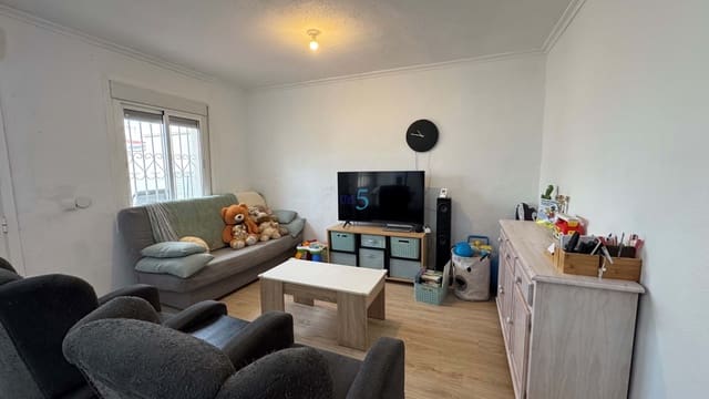 2 quarto Bungalow para venda em Torrevieja com garagem - 135 000 € (Ref: 8679225)