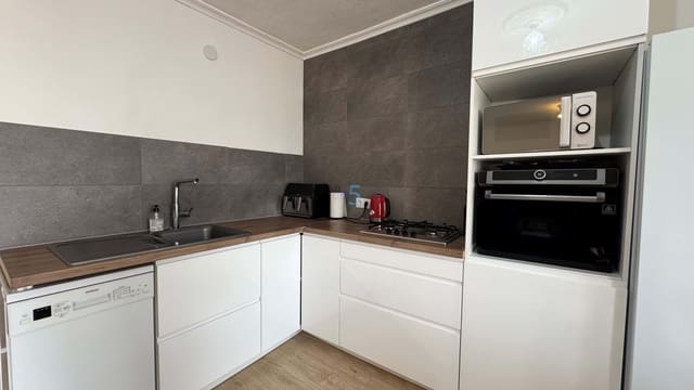 2 quarto Bungalow para venda em Torrevieja com garagem - 135 000 € (Ref: 8679225)