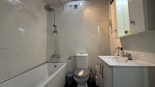 2 quarto Bungalow para venda em Torrevieja com garagem - 135 000 € (Ref: 8679225)