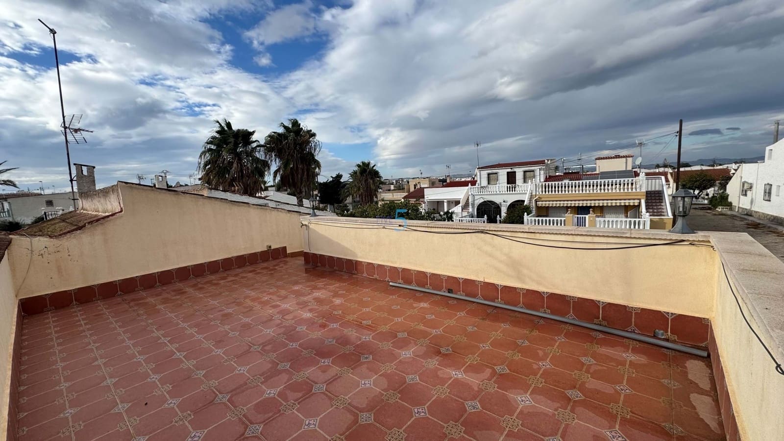2 quarto Bungalow para venda em Torrevieja com garagem - 135 000 € (Ref: 8679225)