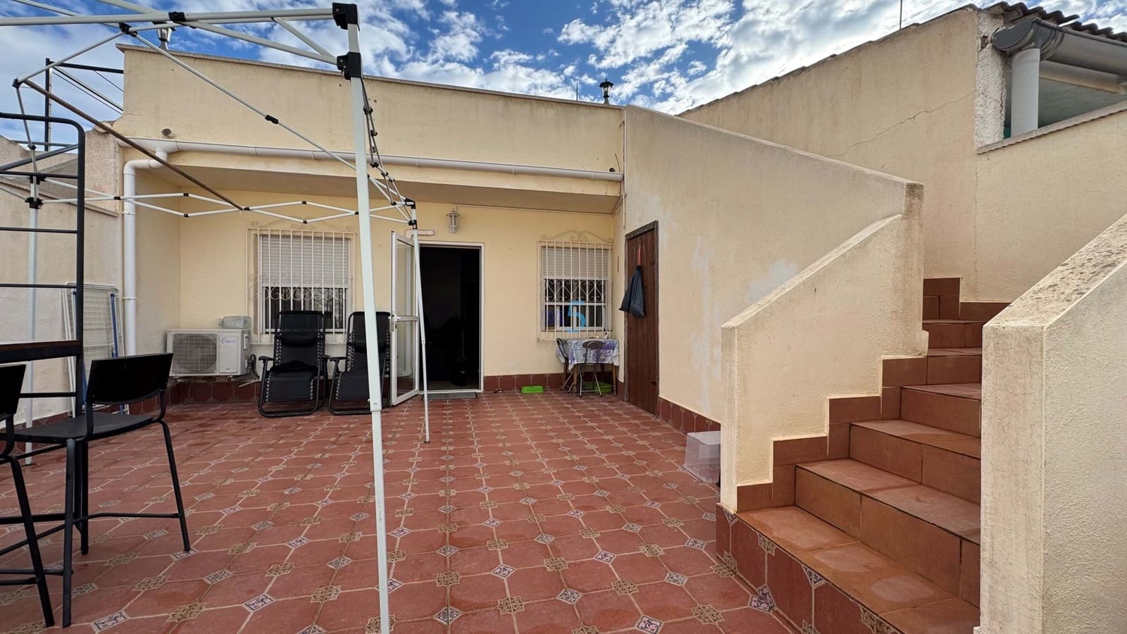 2 quarto Bungalow para venda em Torrevieja com garagem - 135 000 € (Ref: 8679225)