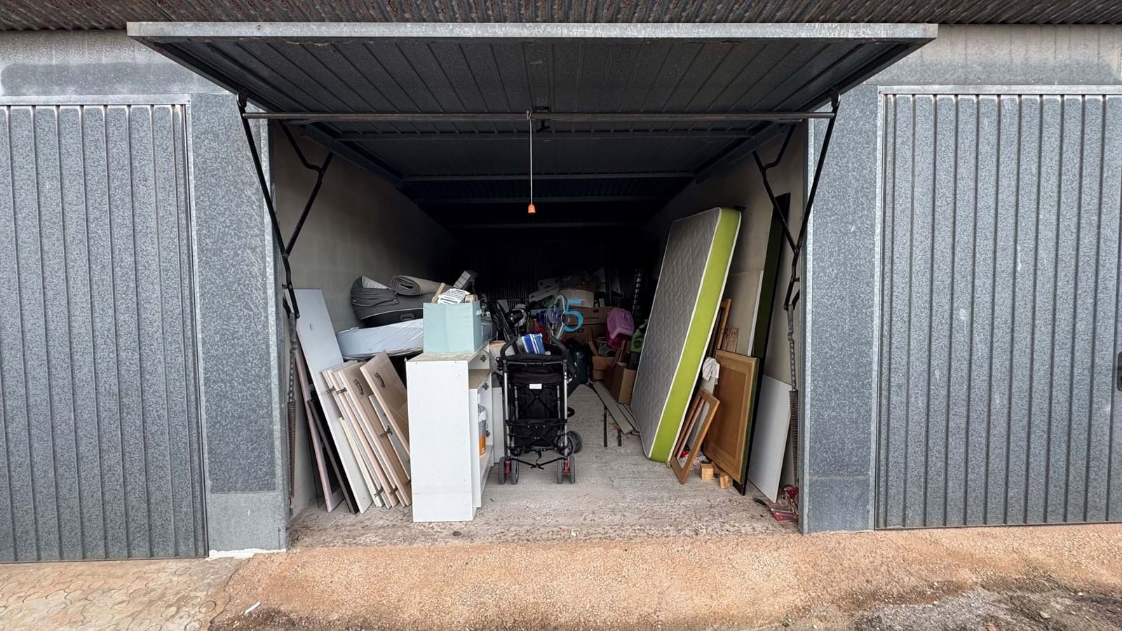 2 quarto Bungalow para venda em Torrevieja com garagem - 135 000 € (Ref: 8679225)