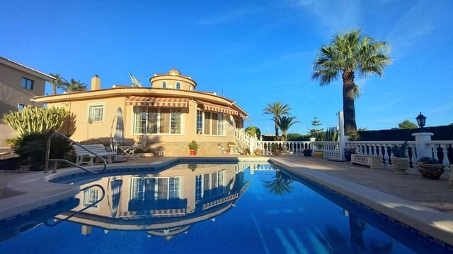 4 chambre Villa/Maison à vendre à Ciudad Quesada, Rojales avec piscine garage - 499 000 € (Ref: 8681731)