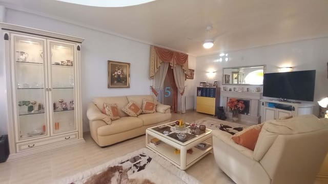 4 chambre Villa/Maison à vendre à Ciudad Quesada, Rojales avec piscine garage - 499 000 € (Ref: 8681731)