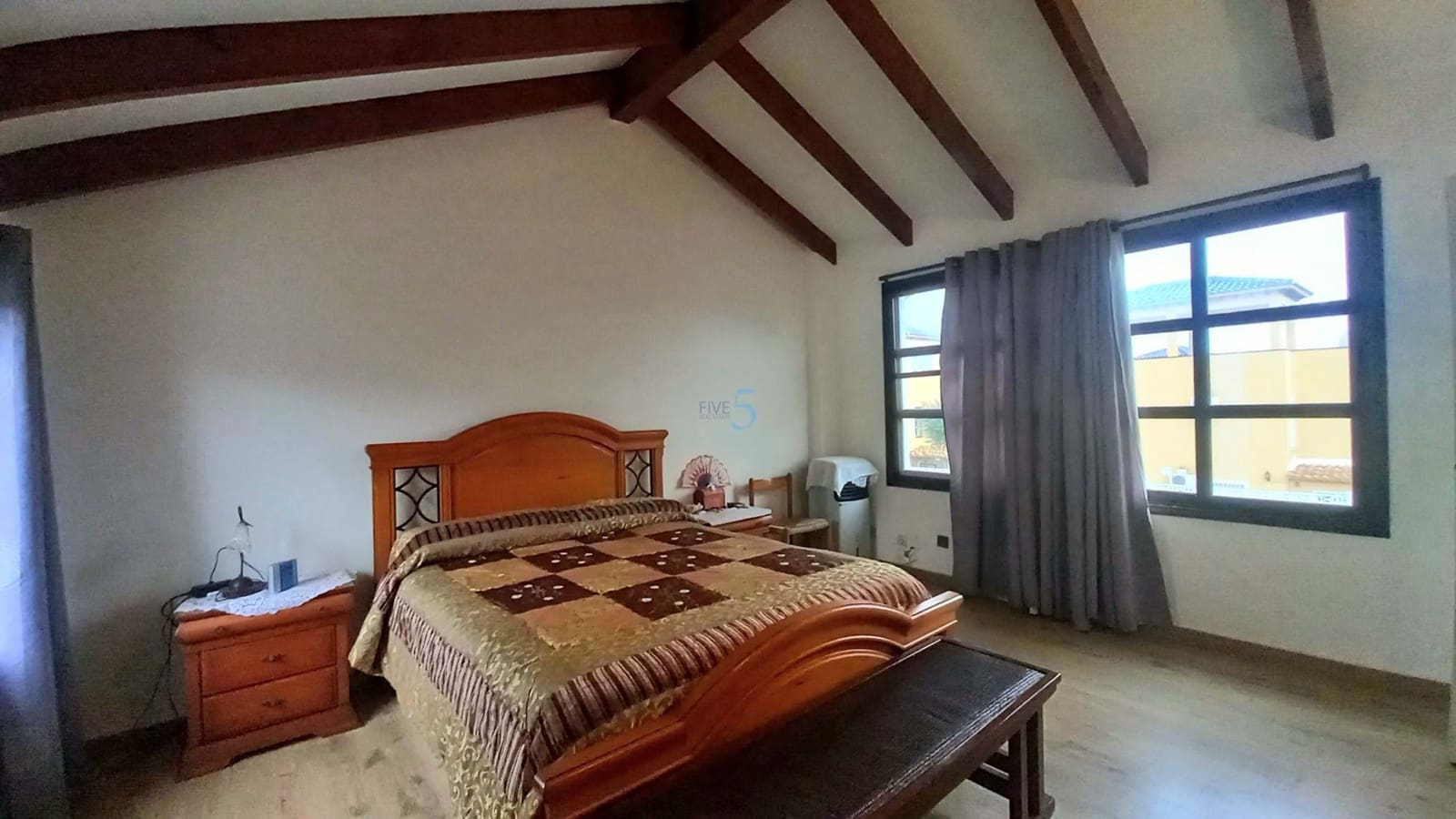 4 chambre Villa/Maison à vendre à Villamartin avec piscine garage - 640 000 € (Ref: 8690039)